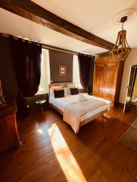 Le Manoir Du Thouron *